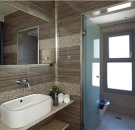 3 bedroom villa with pool & sea views, Agios Mathaios, sleeps 6